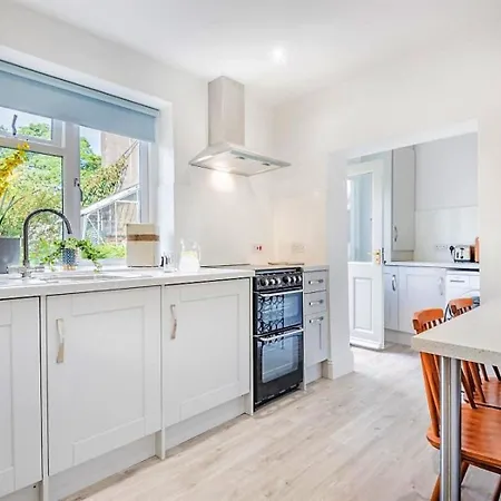 Prázdninový dům 1 Bed In Oc-sz294 *